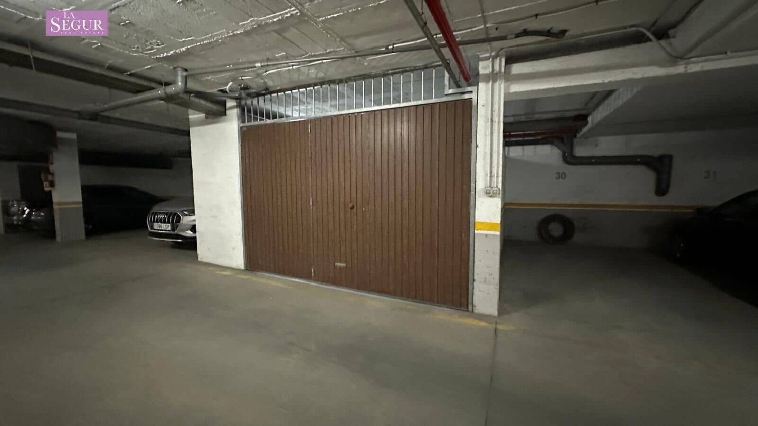 Garage à Cadiz, Spain 22m² No. 243535