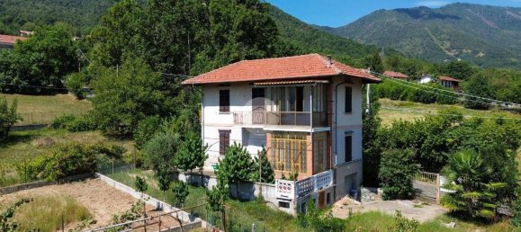 2 bedrooms House in Val della Torre, Italy No. 294030 2