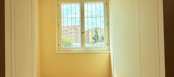 5 rooms Apartment in Tortona, Italy No. 274069 11