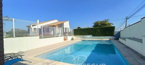 6 bedrooms Villa in Haute-Garonne, France No. 289144 3