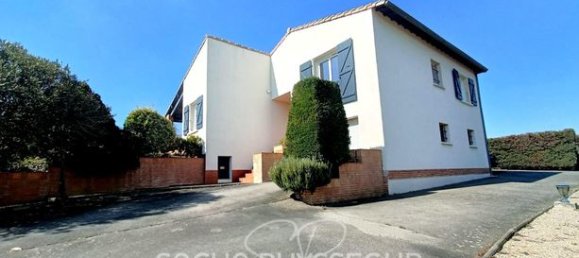 6 bedrooms Villa in Haute-Garonne, France No. 289144 4
