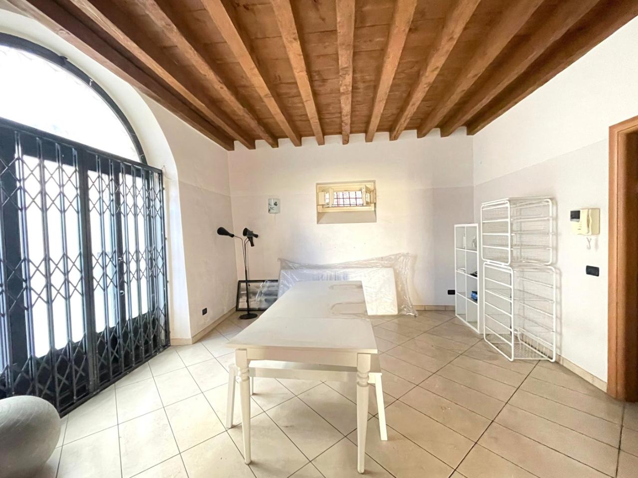 2 rooms Apartment in Chiari, Italy No. 13184