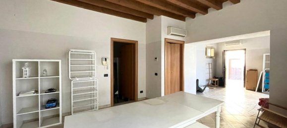 2 rooms Apartment in Chiari, Italy No. 13184 7