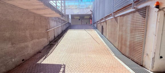 Garage à Genoa, Italy 18m² No. 264902 5