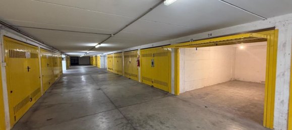 Garage à Genoa, Italy 18m² No. 264902 12