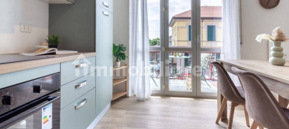 2 bedrooms Apartment in Mariano Comense, Italy No. 312547 2