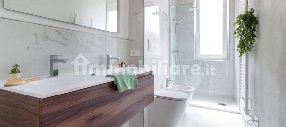 2 bedrooms Apartment in Mariano Comense, Italy No. 312547 7