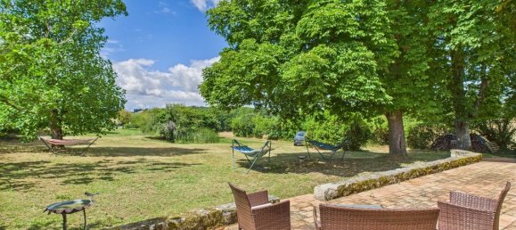 5 bedrooms House in Monbahus, France No. 342322 16