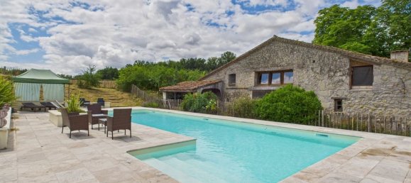 5 bedrooms House in Monbahus, France No. 342322 19