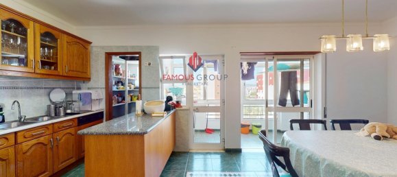 4 bedrooms Duplex in Portimao, Portugal No. 221393 4