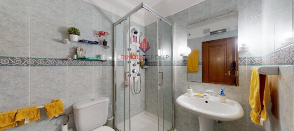 4 bedrooms Duplex in Portimao, Portugal No. 221393 20