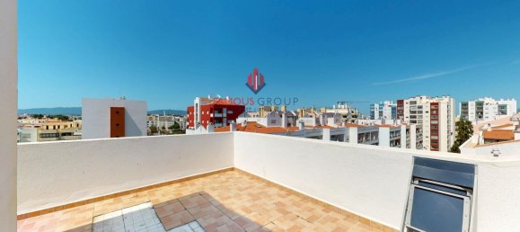 4 bedrooms Duplex in Portimao, Portugal No. 221393 23