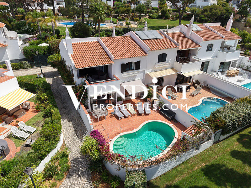 3 Schlafzimmer Stadthaus in Almancil, Portugal, Nr. 202684