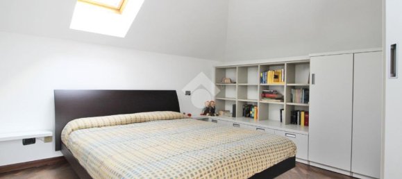 2 غرف نوم شقة في Mariano Comense, Italy رقم 282517 27