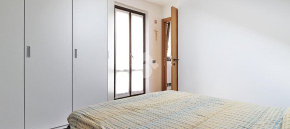 2 غرف نوم شقة في Mariano Comense, Italy رقم 282517 26