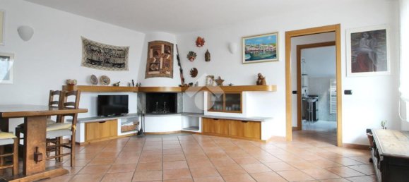 2 غرف نوم شقة في Mariano Comense, Italy رقم 282517 4