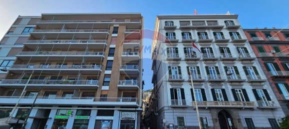 2 bedrooms Apartment in Naples, Italy No. 315583 3