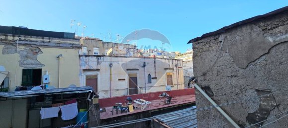 2 bedrooms Apartment in Naples, Italy No. 315583 9