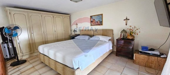 2 bedrooms Apartment in Naples, Italy No. 315583 12