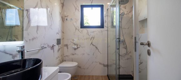 5 Schlafzimmer Villa in Rio de Mouro, Portugal, Nr. 40064 38