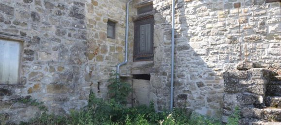 Дом с 6 комнатами в Майоло, Италия № 118345 11