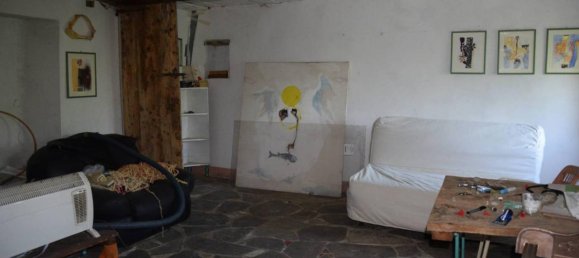 Дом с 6 комнатами в Майоло, Италия № 118345 6