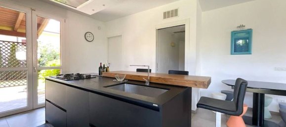 3 bedrooms Villa in Olgiate Olona, Italy No. 374197 18