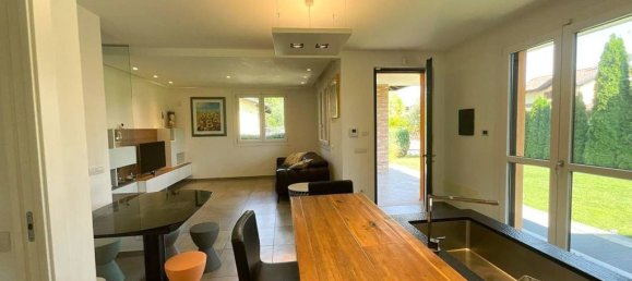 3 bedrooms Villa in Olgiate Olona, Italy No. 374197 17