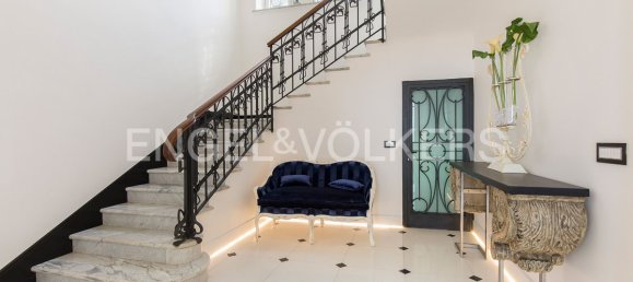 5 غرف نوم فيلا في Stresa, Italy رقم 127896 11