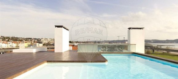 3 bedrooms Apartment in Oeiras, Portugal No. 94428 2