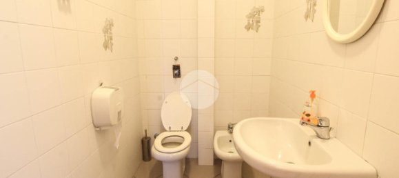 10 rooms Office in Cornegliano Laudense, Italy No. 65289 30