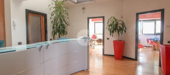10 rooms Office in Cornegliano Laudense, Italy No. 65289 15