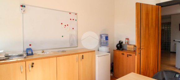 10 rooms Office in Cornegliano Laudense, Italy No. 65289 16