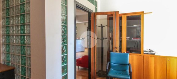 10 rooms Office in Cornegliano Laudense, Italy No. 65289 3