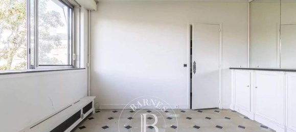 3 chambres Appartement à Paris, France No. 119396 5