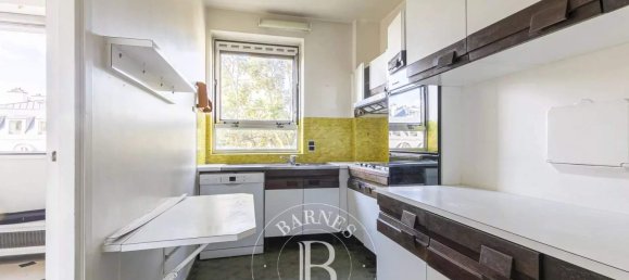 3 chambres Appartement à Paris, France No. 119396 8