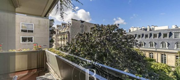3 chambres Appartement à Paris, France No. 119396 9