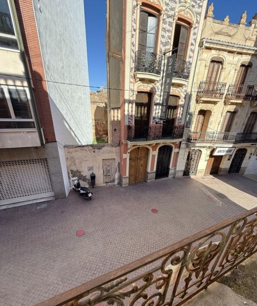 Casa de 8 dormitorios en Castellón, Spain No. 160324