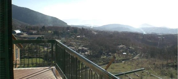 3 rooms Apartment in Bassiano, Italy No. 154643 9