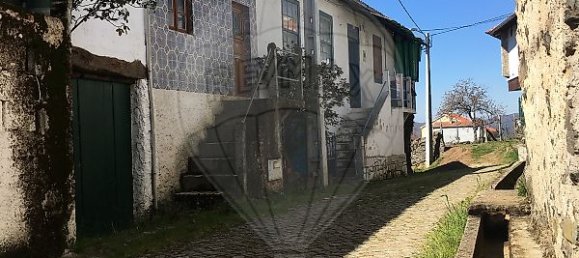 3 bedrooms House in Braganca, Portugal No. 37637 17