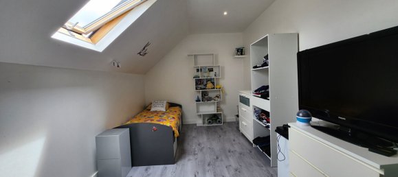 4 chambres Maison à Noailles, France No. 276043 8