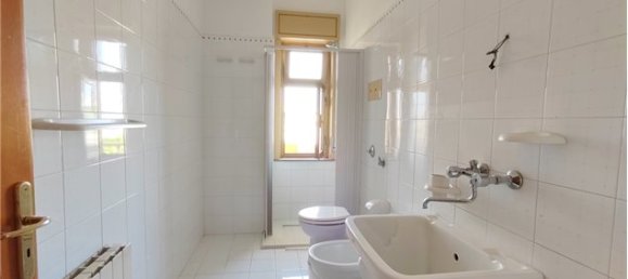 3 Schlafzimmer Wohnung in Barcellona Pozzo di Gotto, Italy, Nr. 76020 4