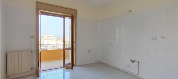 3 Schlafzimmer Wohnung in Barcellona Pozzo di Gotto, Italy, Nr. 76020 3