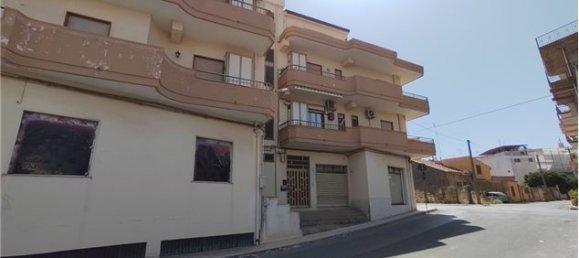 3 Schlafzimmer Wohnung in Barcellona Pozzo di Gotto, Italy, Nr. 76020 16