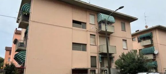 4 rooms Apartment in Voghera, Italy No. 95445 14