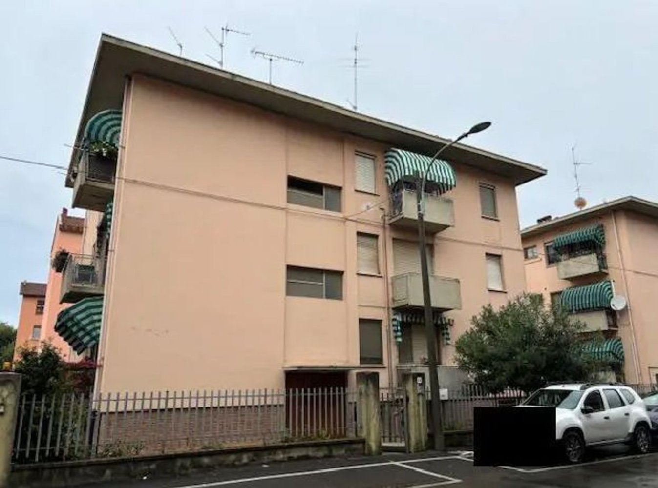 4 rooms Apartment in Voghera, Italy No. 95445