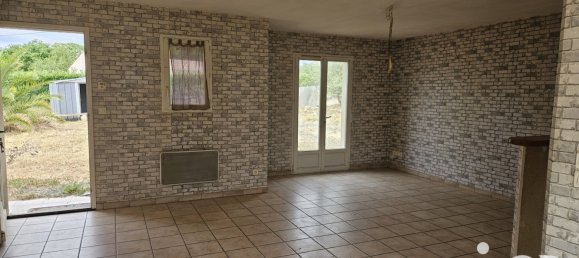 Casa de 3 dormitorios en Charente, France No. 282320 4