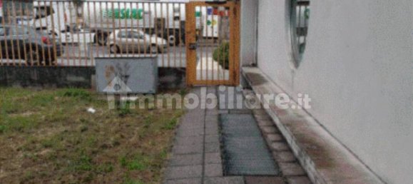 2 bedrooms Apartment in Dalmine, Italy No. 365461 4