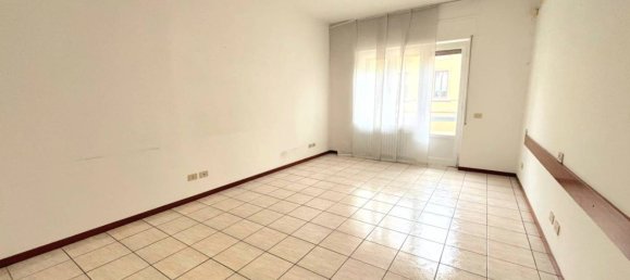 Квартира с 3 спальнями в Монторио аль Вомано, Италия № 341354 2