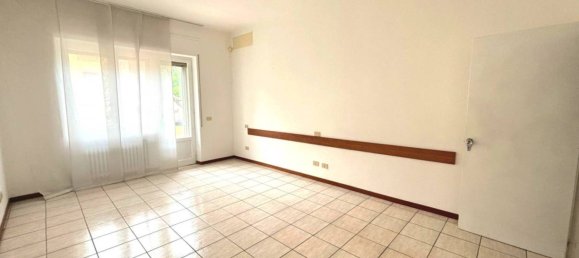 Квартира с 3 спальнями в Монторио аль Вомано, Италия № 341354 3